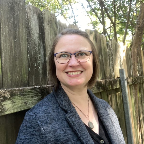 Danielle-Williamson-Richard-IMG_4016-600x600